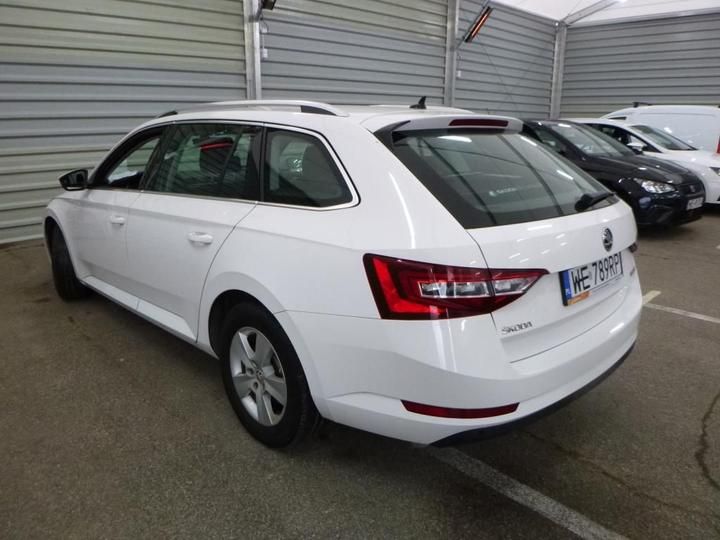 Photo 4 VIN: TMBJH9NP3J7531127 - SKODA SUPERB 