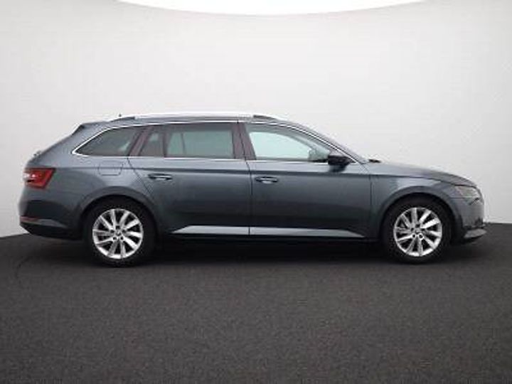 Photo 6 VIN: TMBJH9NP3J7559302 - SKODA SUPERB 