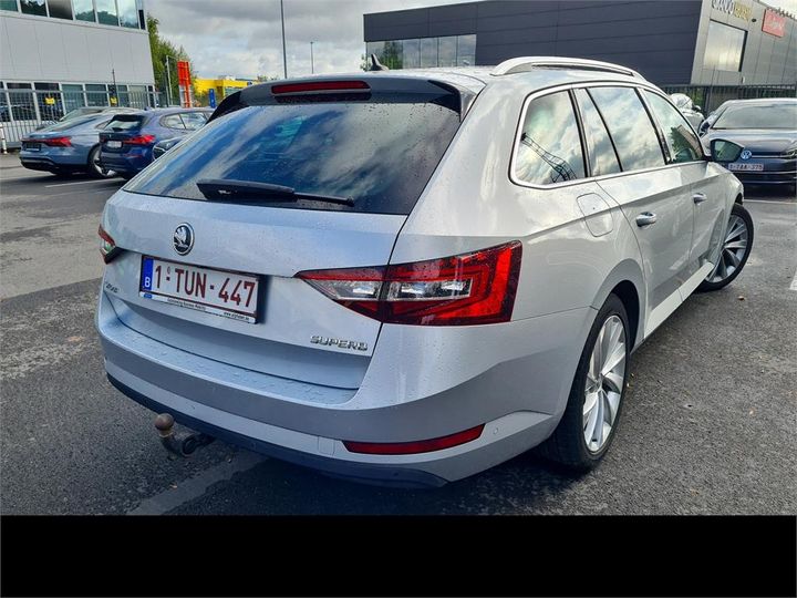 Photo 2 VIN: TMBJH9NP4J7570602 - SKODA SUPERB 