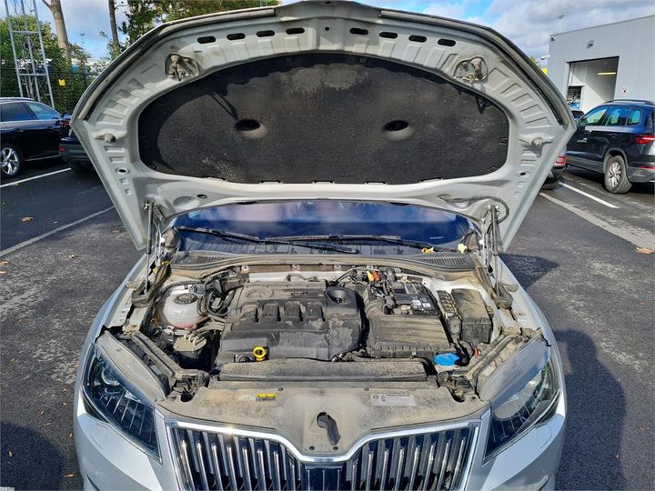 Photo 22 VIN: TMBJH9NP4J7570602 - SKODA SUPERB 