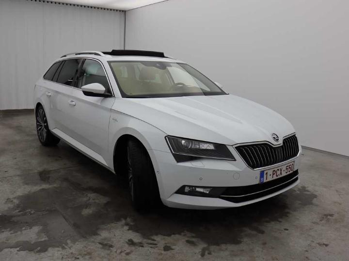 Photo 8 VIN: TMBJH9NP5G7089783 - SKODA SUPERB 