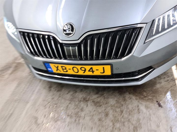 Photo 11 VIN: TMBJH9NP5K7034968 - SKODA SUPERB 