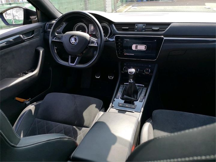 Photo 6 VIN: TMBJH9NP7J7554832 - SKODA SUPERB COMBI 