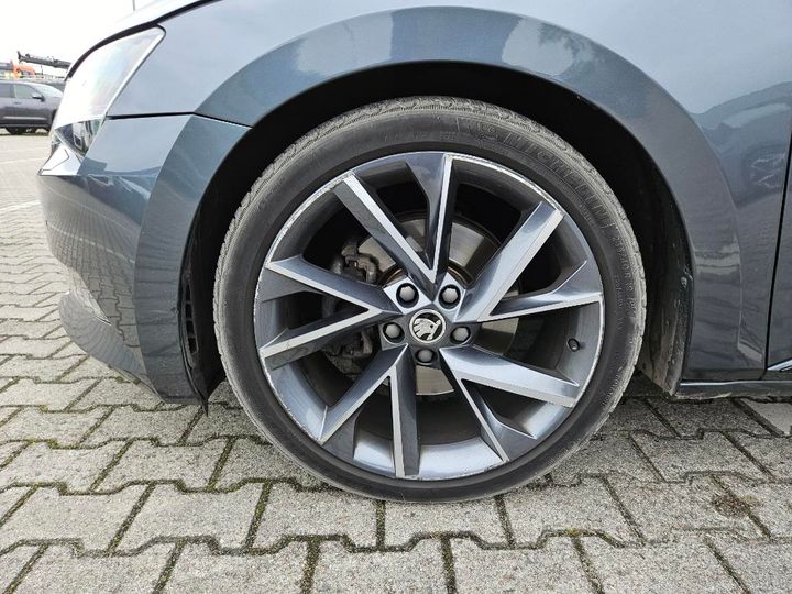 Photo 12 VIN: TMBJH9NP7K7069771 - SKODA SUPERB 