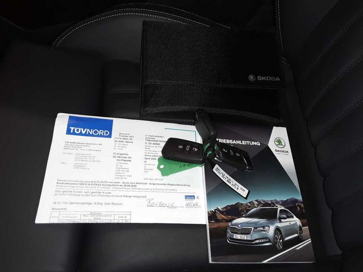 Photo 28 VIN: TMBJH9NP7M7065657 - SKODA SUPERB 