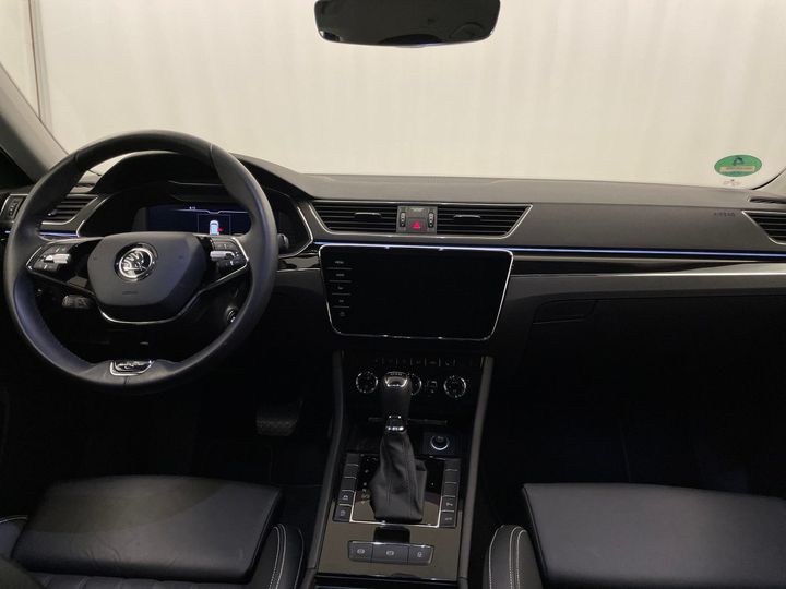 Photo 6 VIN: TMBJH9NP7M7065657 - SKODA SUPERB 