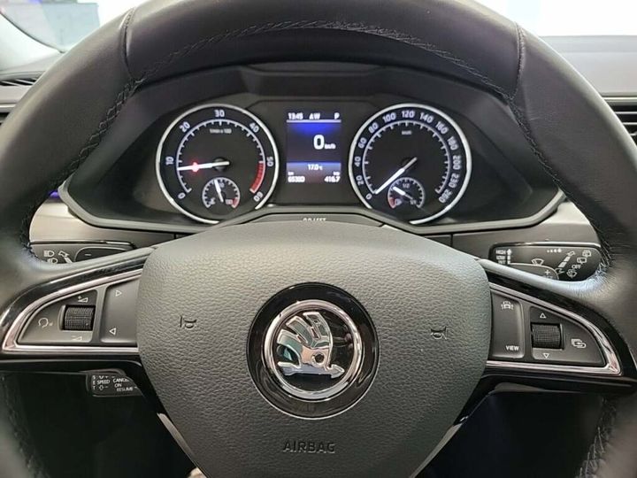 Photo 11 VIN: TMBJH9NP8K7081069 - SKODA SUPERB 