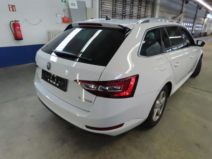 Photo 6 VIN: TMBJH9NP8K7081797 - SKODA SUPERB 