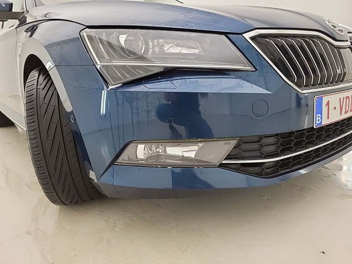 Photo 6 VIN: TMBJH9NP9K7017557 - SKODA SUPERB 