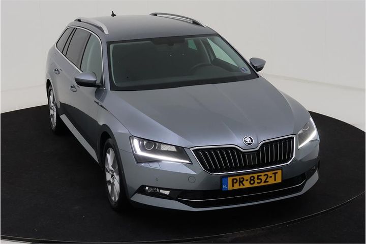 Photo 2 VIN: TMBJH9NPXJ7516334 - SKODA SUPERB 