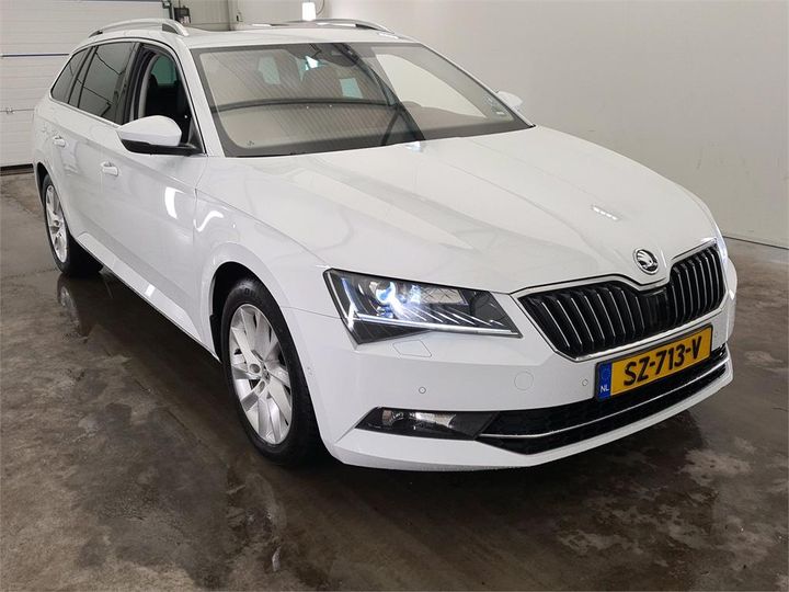 Photo 8 VIN: TMBJH9NPXJ7602260 - SKODA SUPERB 