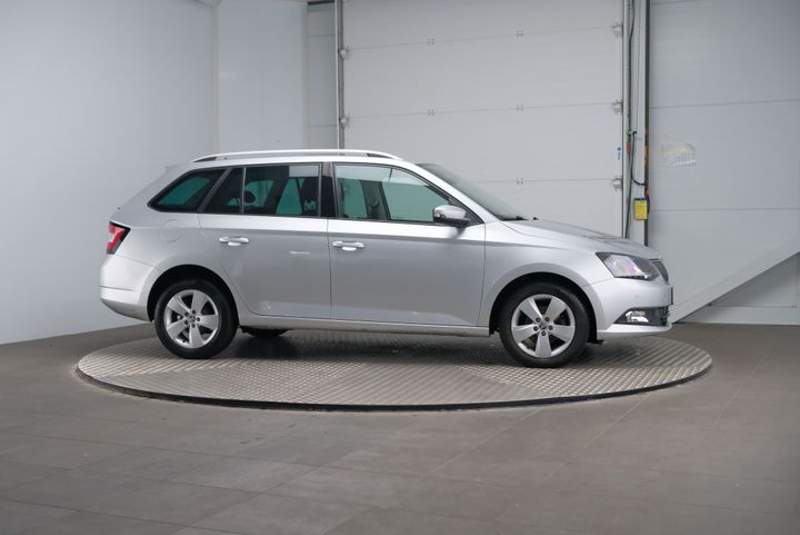 Photo 5 VIN: TMBJJ6NJ3HZ139424 - SKODA FABIA COMBI 