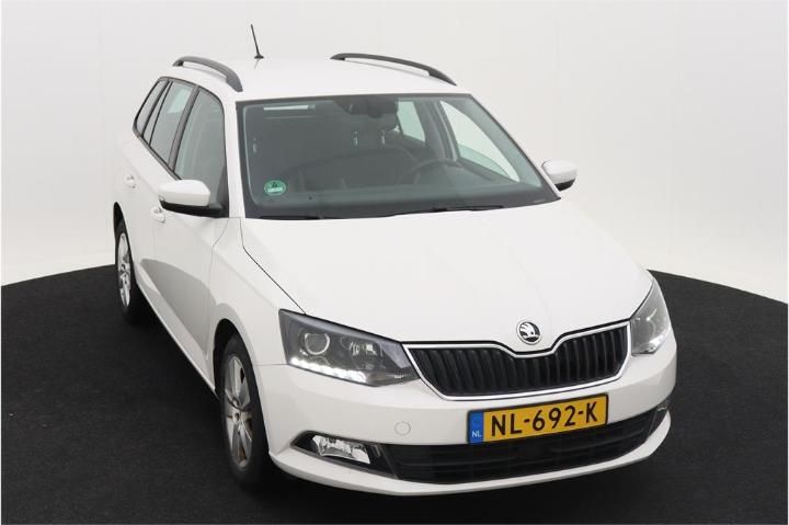 Photo 2 VIN: TMBJJ6NJ6HZ142561 - SKODA FABIA 