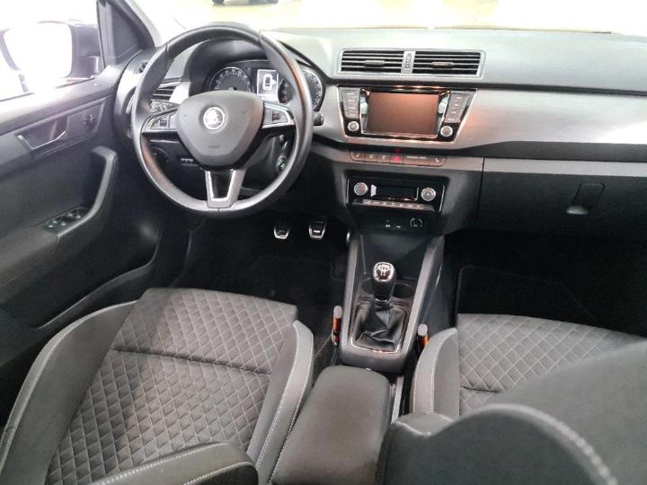 Photo 10 VIN: TMBJJ6NJ9HZ133997 - SKODA FABIA 