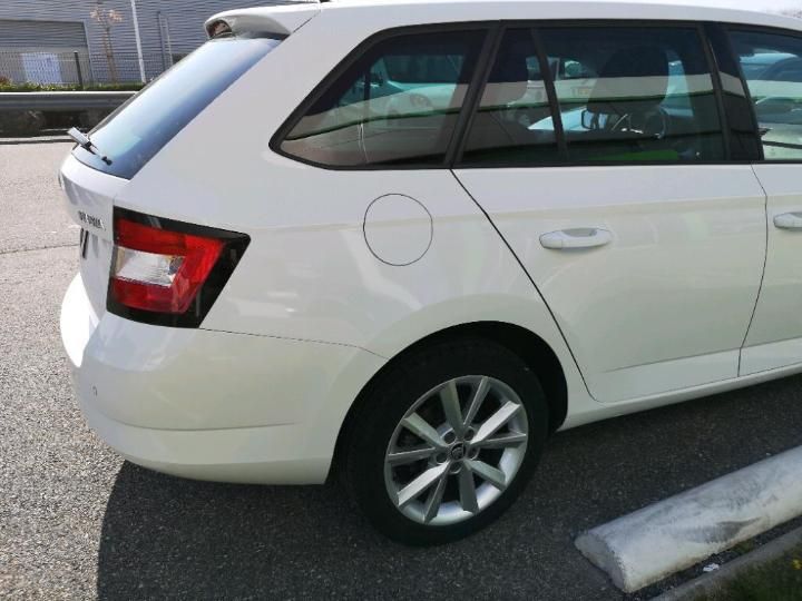 Photo 14 VIN: TMBJJ6NJXJZ107933 - SKODA FABIA 