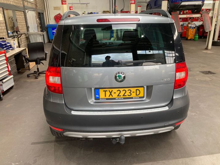 Photo 2 VIN: TMBJJ72L3C6049059 - SKODA YETI 