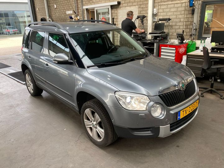 Photo 4 VIN: TMBJJ72L3C6049059 - SKODA YETI 