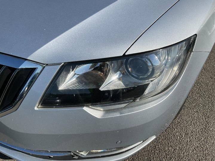 Photo 5 VIN: TMBJJ73T1E9046679 - SKODA SUPERB 