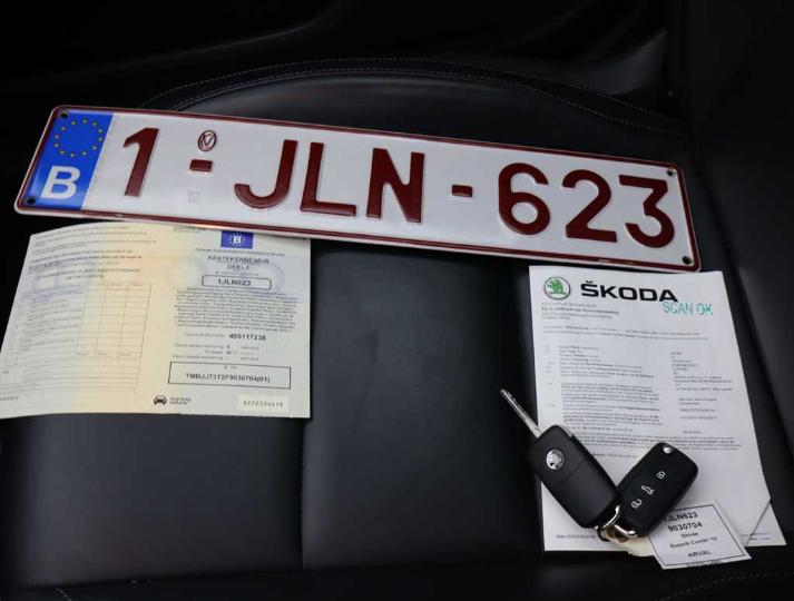 Photo 4 VIN: TMBJJ73T2F9030704 - SKODA SUPERB 