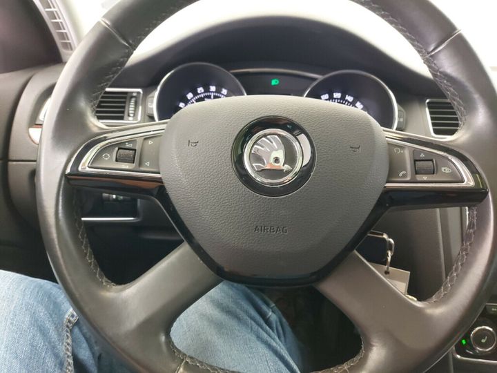 Photo 16 VIN: TMBJJ73T4F9045494 - SKODA SUPERB 