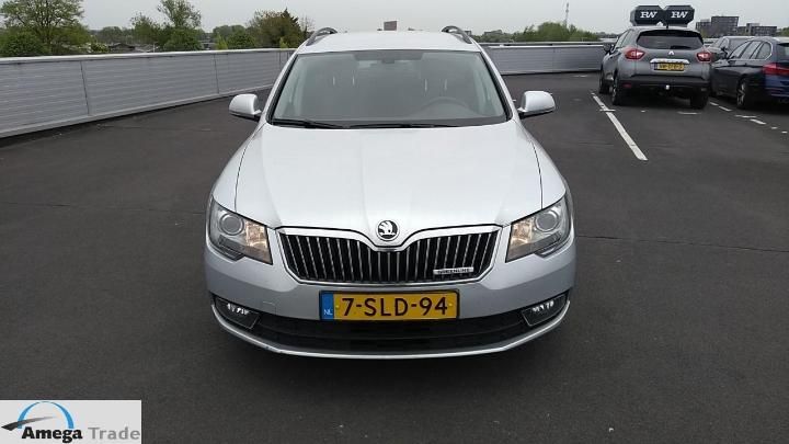 Photo 2 VIN: TMBJJ73TXE9010585 - SKODA SUPERB 