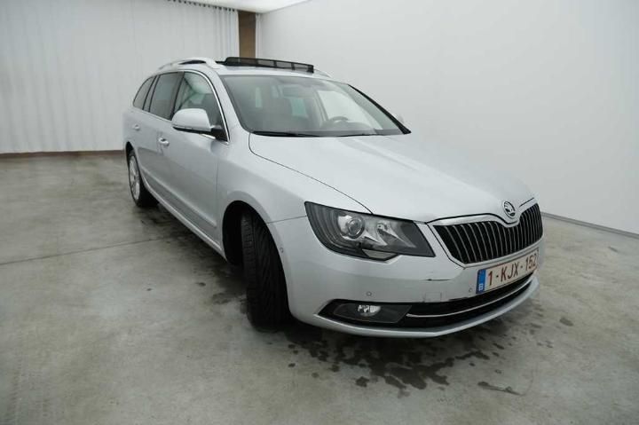 Photo 8 VIN: TMBJJ73TXF9044737 - SKODA SUPERB 