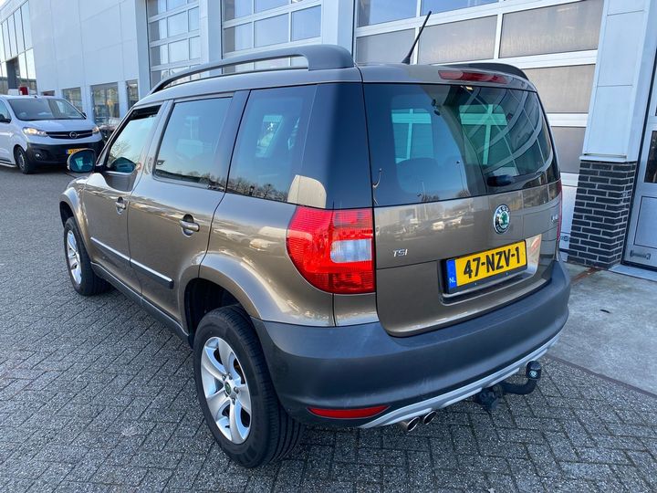 Photo 2 VIN: TMBJJ75L7B6028701 - SKODA YETI 