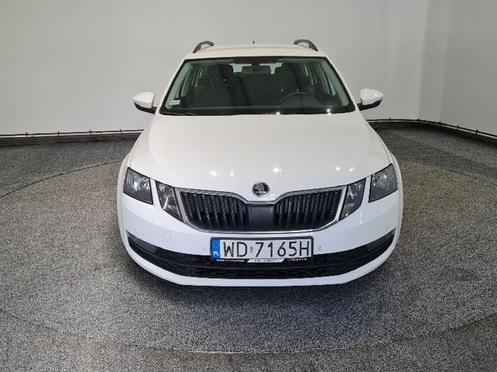 Photo 10 VIN: TMBJJ7NE0J0303702 - SKODA OCTAVIA 