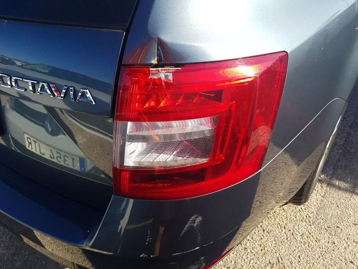 Photo 31 VIN: TMBJJ7NE1J0363813 - SKODA OCTAVIA 