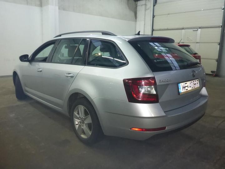 Photo 4 VIN: TMBJJ7NE2J0131561 - SKODA OCTAVIA 