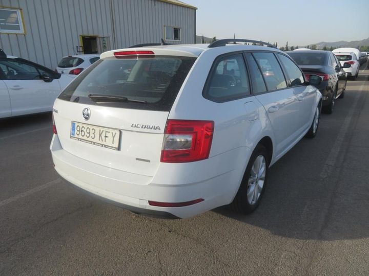 Photo 2 VIN: TMBJJ7NE2J0208705 - SKODA OCTAVIA 