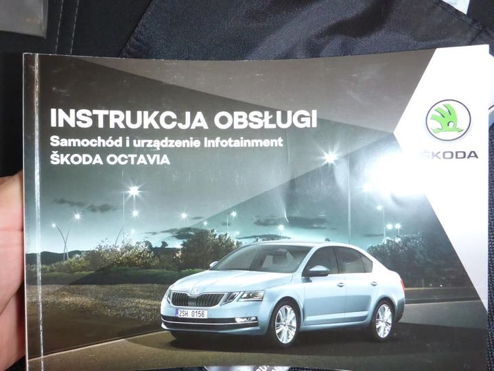 Photo 16 VIN: TMBJJ7NE2J0255832 - SKODA OCTAVIA 