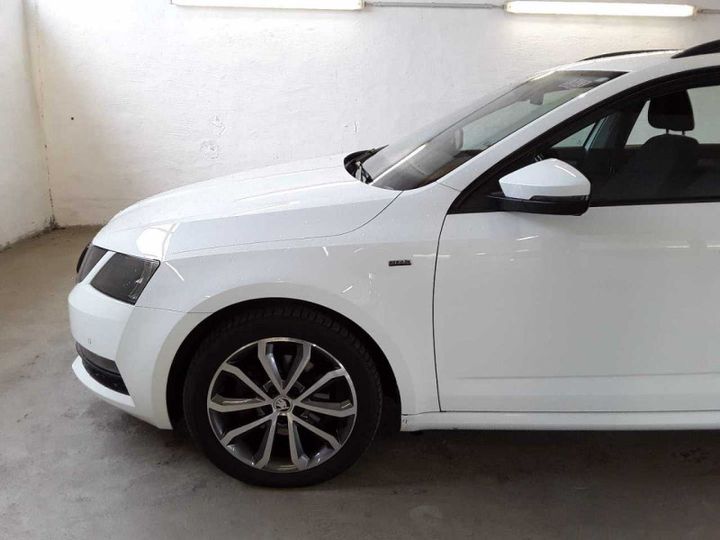 Photo 12 VIN: TMBJJ7NE3J0176427 - SKODA OCTAVIA 