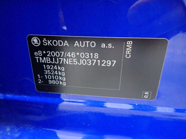 Photo 5 VIN: TMBJJ7NE5J0371297 - SKODA OCTAVIA 