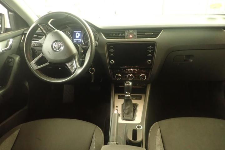 Photo 6 VIN: TMBJJ7NE6J0021872 - SKODA OCTAVIA 