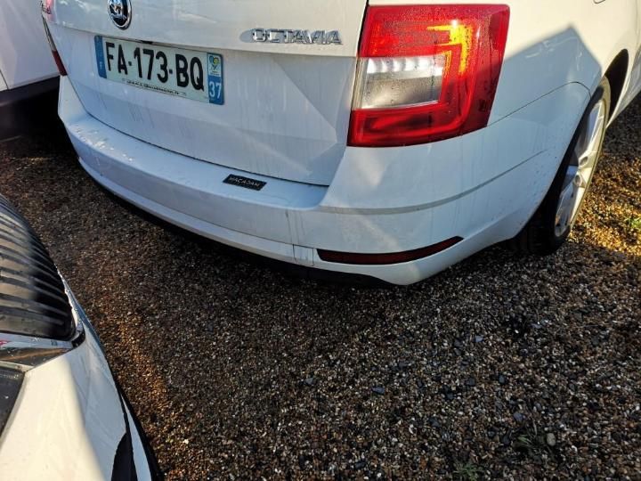 Photo 16 VIN: TMBJJ7NE6J0314316 - SKODA OCTAVIA 