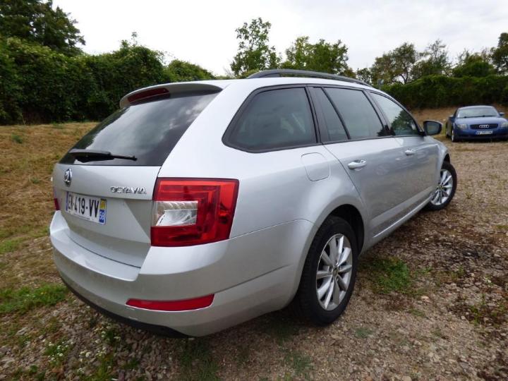 Photo 4 VIN: TMBJJ7NE8H0118212 - SKODA OCTAVIA 