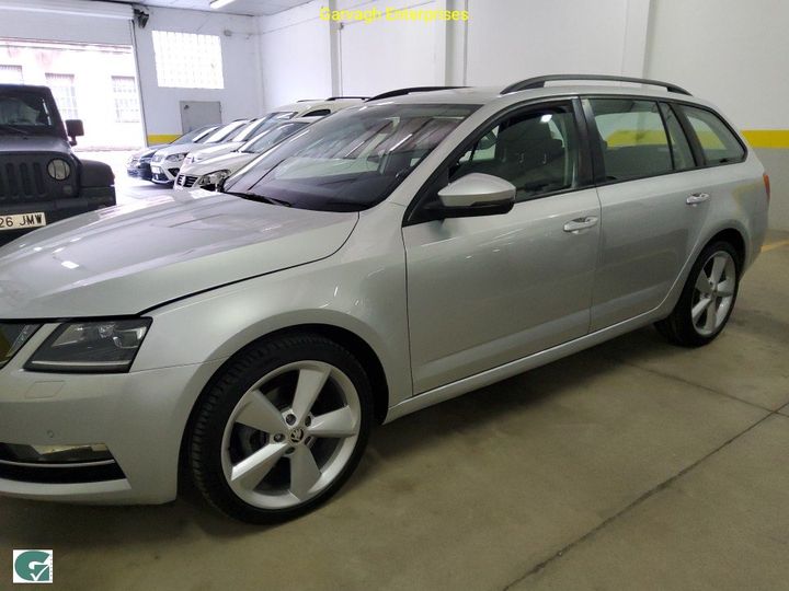 Photo 12 VIN: TMBJJ7NE9J0107922 - SKODA OCTAVIA 