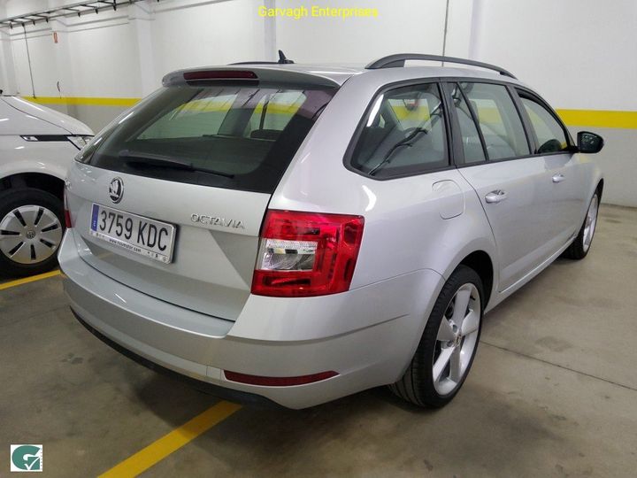 Photo 21 VIN: TMBJJ7NE9J0107922 - SKODA OCTAVIA 