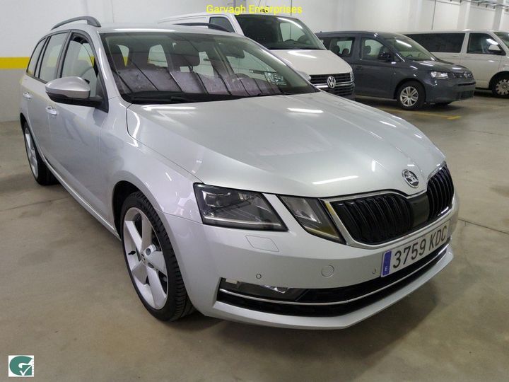 Photo 32 VIN: TMBJJ7NE9J0107922 - SKODA OCTAVIA 