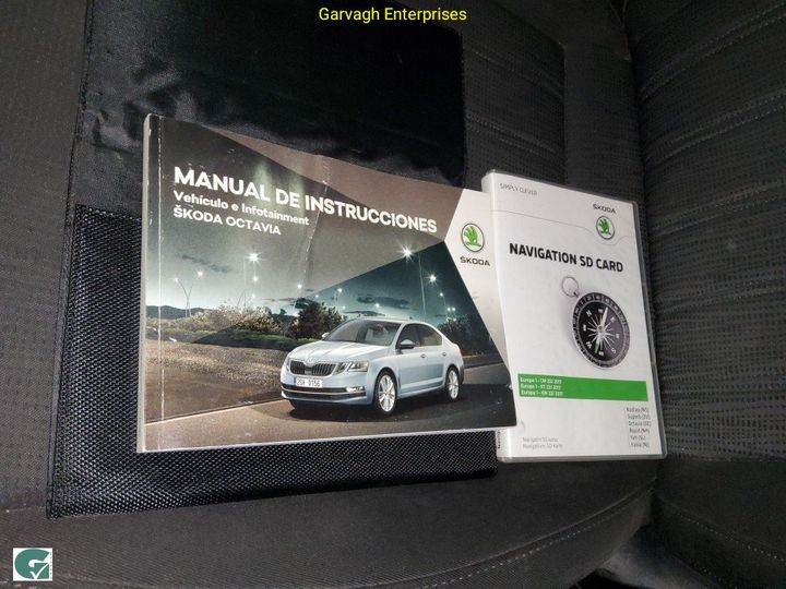 Photo 8 VIN: TMBJJ7NE9J0107922 - SKODA OCTAVIA 