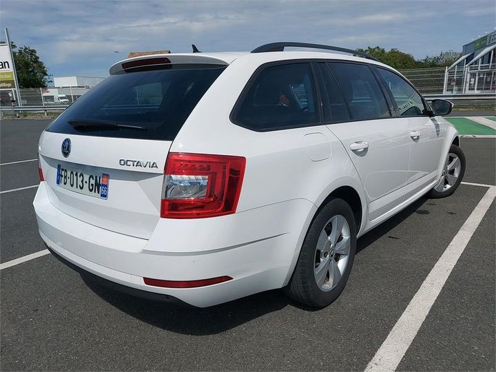 Photo 17 VIN: TMBJJ7NEXK0039017 - SKODA OCTAVIA COMBI 