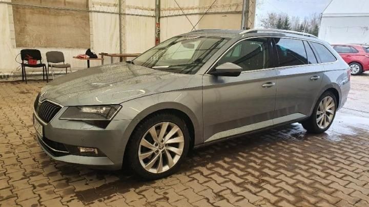 Photo 1 VIN: TMBJJ7NP0J7510924 - SKODA SUPERB 