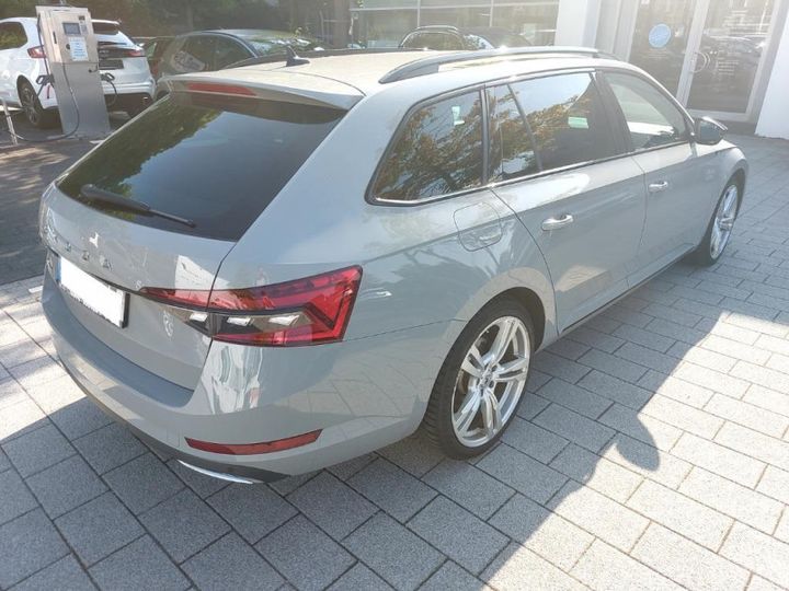 Photo 1 VIN: TMBJJ7NP1L7025582 - SKODA SUPERB 