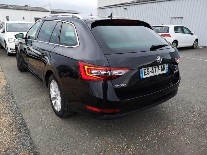 Photo 6 VIN: TMBJJ7NP2J7539132 - SKODA SUPERB 