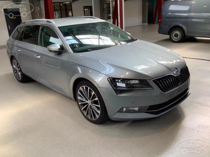 Photo 3 VIN: TMBJJ7NP2K7045273 - SKODA SUPERB ESTATE 