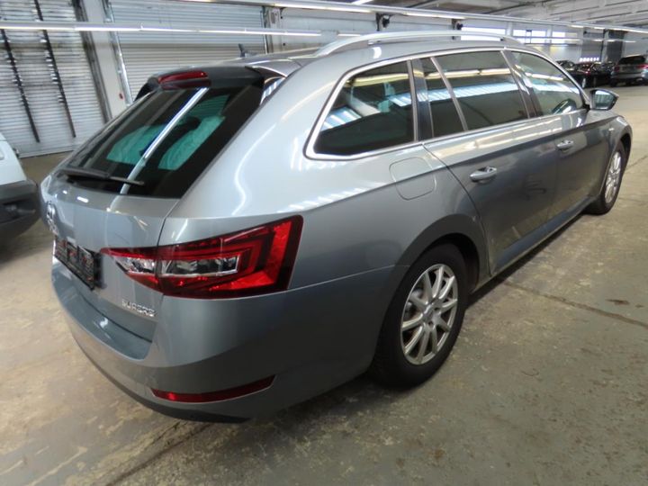 Photo 5 VIN: TMBJJ7NP2K7052711 - SKODA SUPERB 