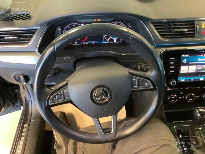 Photo 11 VIN: TMBJJ7NP5K7060365 - SKODA SUPERB 