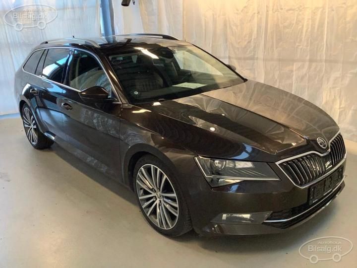 Photo 2 VIN: TMBJJ7NP5K7060365 - SKODA SUPERB 