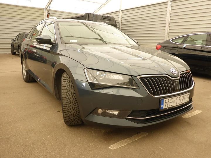 Photo 4 VIN: TMBJJ7NP8H7555216 - SKODA SUPERB 